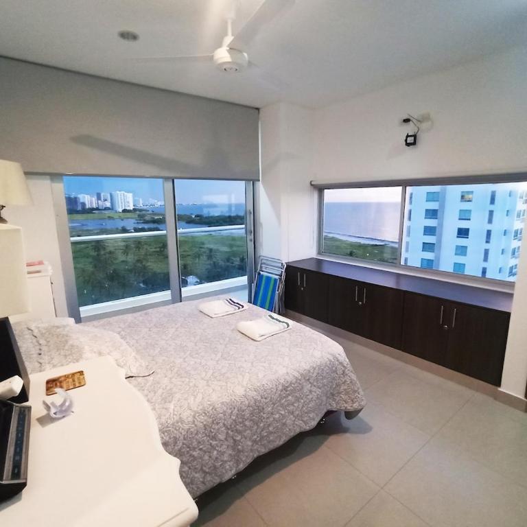 Luxury Ocean View Apartment in Pozos Colorados - Three-Bedroom Apartment - 14