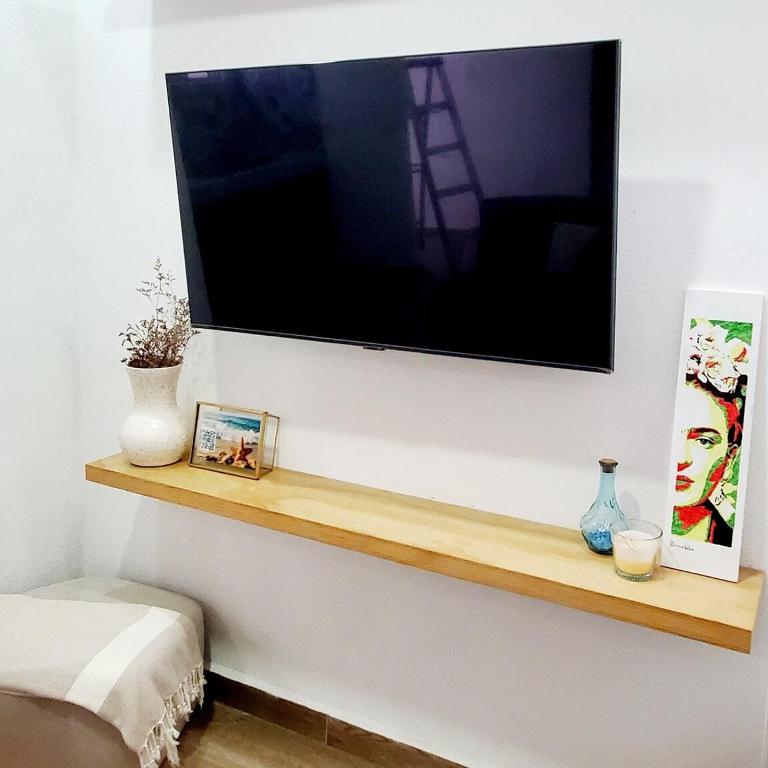 Estudio Privado a 3 cuadras de Gran Plaza y Bus a la Playa - Apartamento de 1 dormitorio - 1