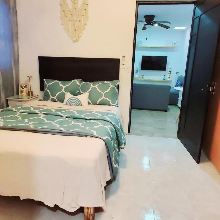 Estudio Privado a 3 cuadras de Gran Plaza y Bus a la Playa - Apartamento de 1 dormitorio - 2