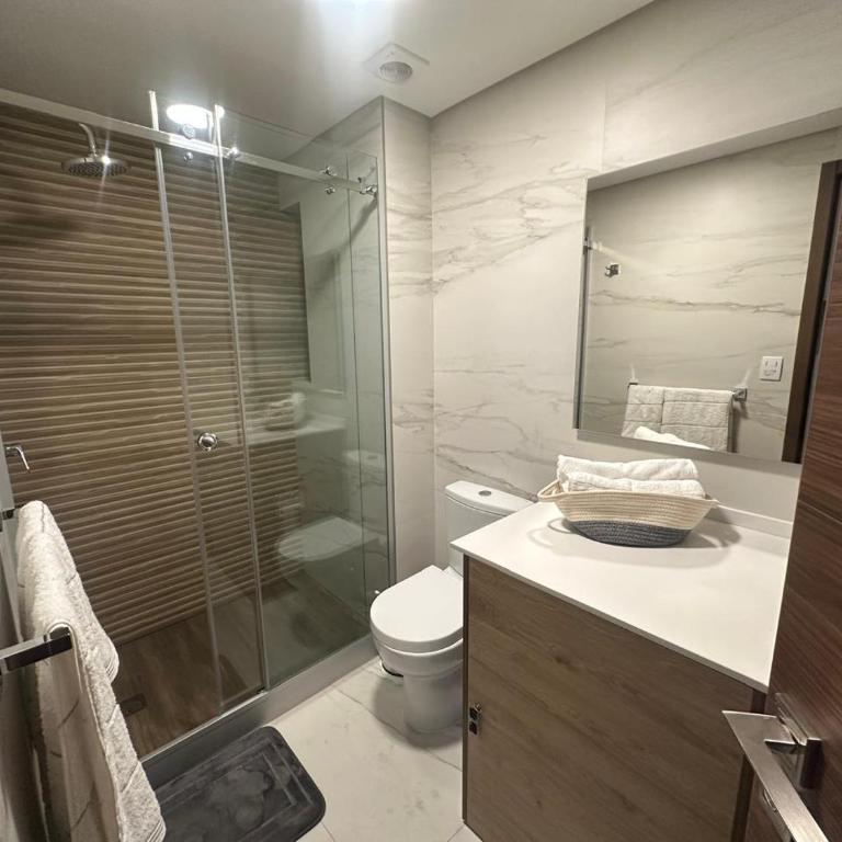 Departamento moderno en inmediaciones del parque Fidel Anze, en la zona norte de Cochabamba, cerca de restaurantes y transporte - Apartamento de 1 dormitorio - 7