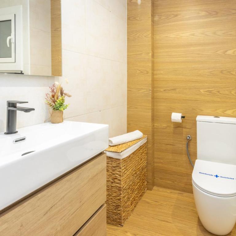 Apartamento familiar con piscina junto a la playa - Apartamento - 7