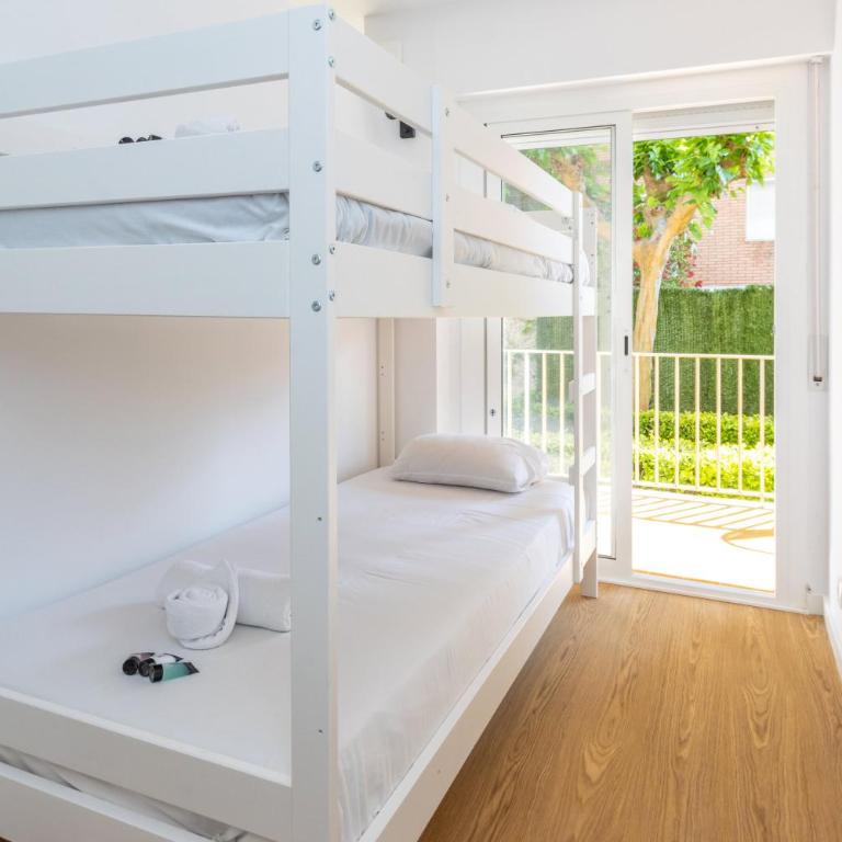 Apartamento familiar con piscina junto a la playa - Apartamento - 19