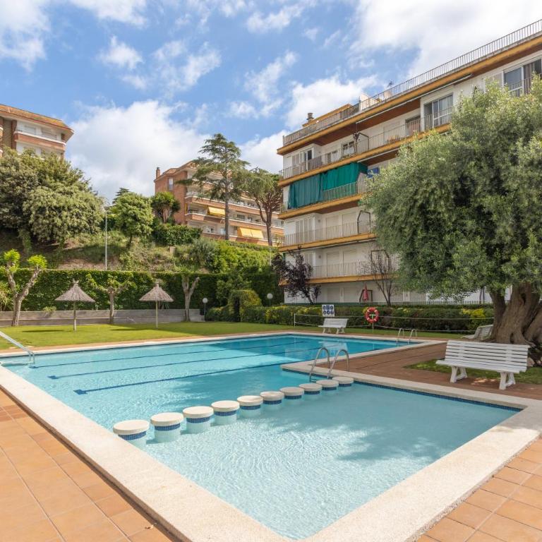 Apartamento familiar con piscina junto a la playa - Apartamento - 33