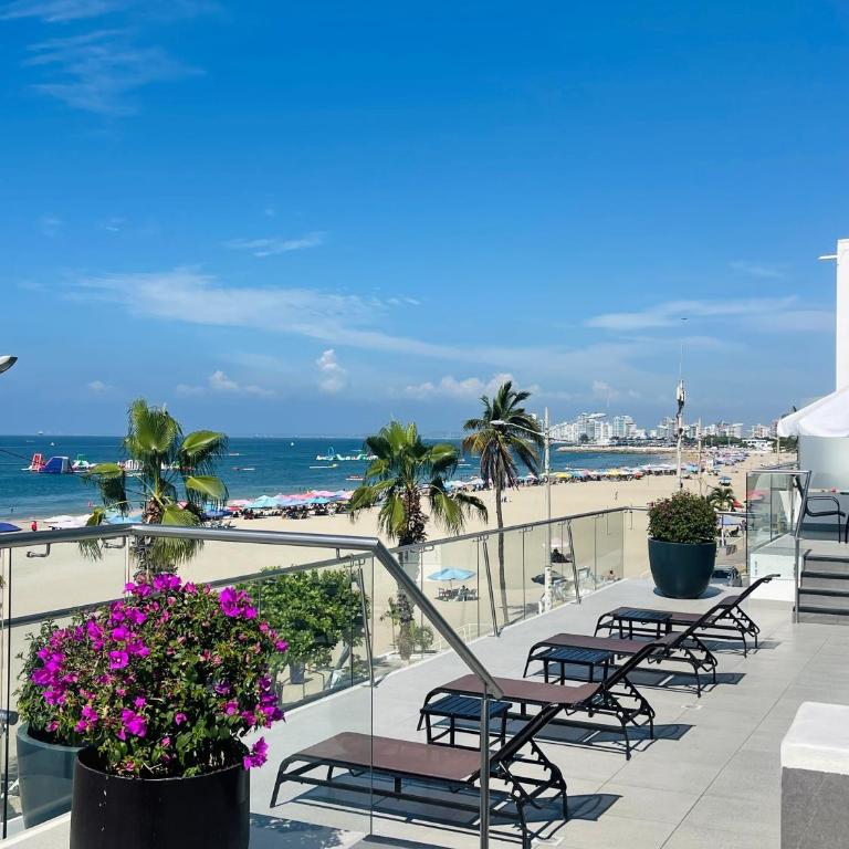 Departamento frente al mar - Three-Bedroom Apartment - 5
