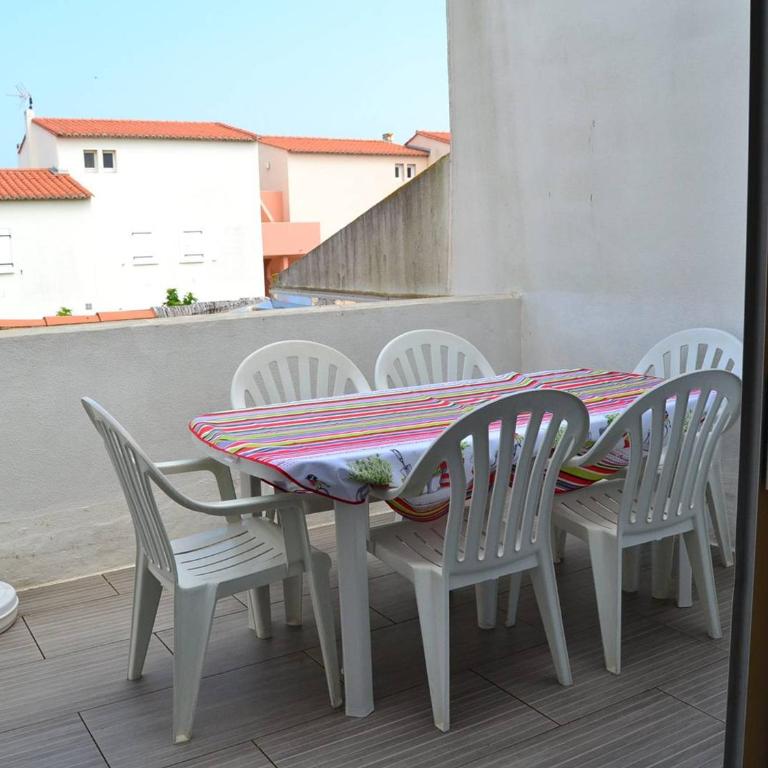 Appartement calme avec parking - 6 pers. - FR-1-880-52 - Apartment - 2