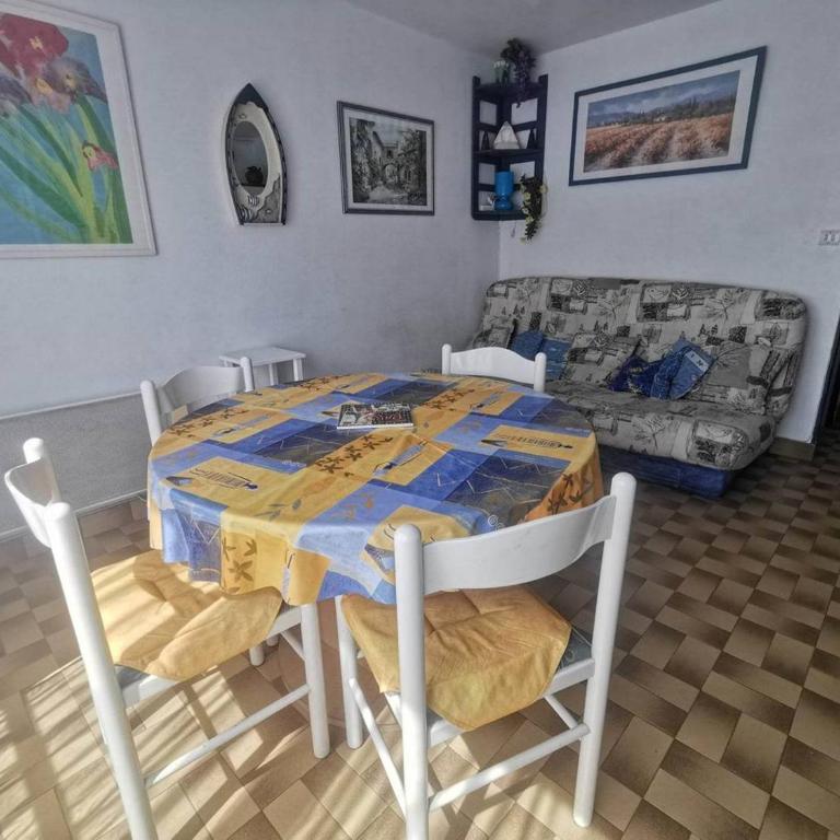 Appartement accueillant, quartier môle - 5 pers. - FR-1-880-51 - Appartement - 2