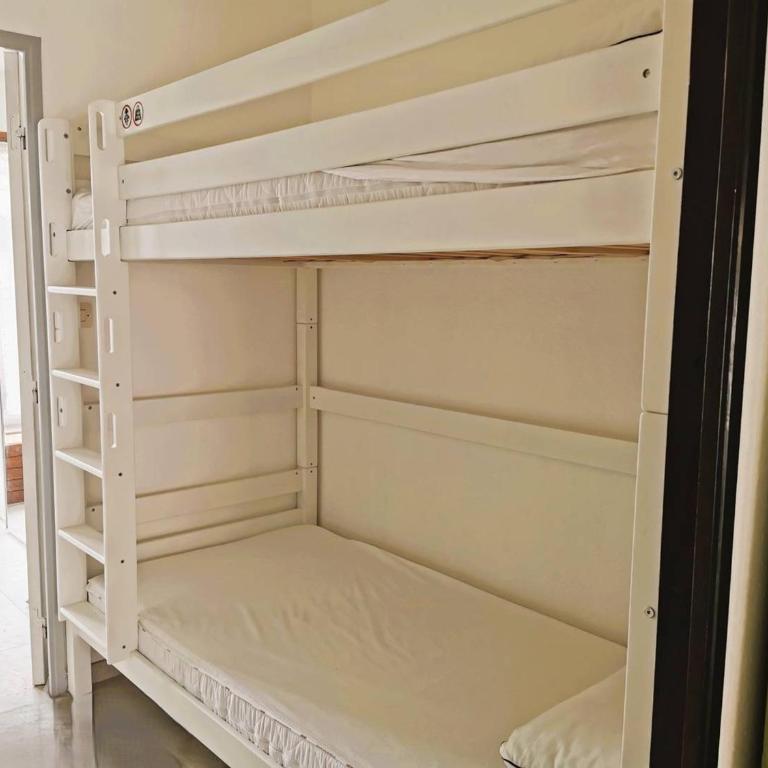 Maison mitoyenne parking - 4 pers. proche village naturiste - FR-1-880-8 - Appartamento - 7