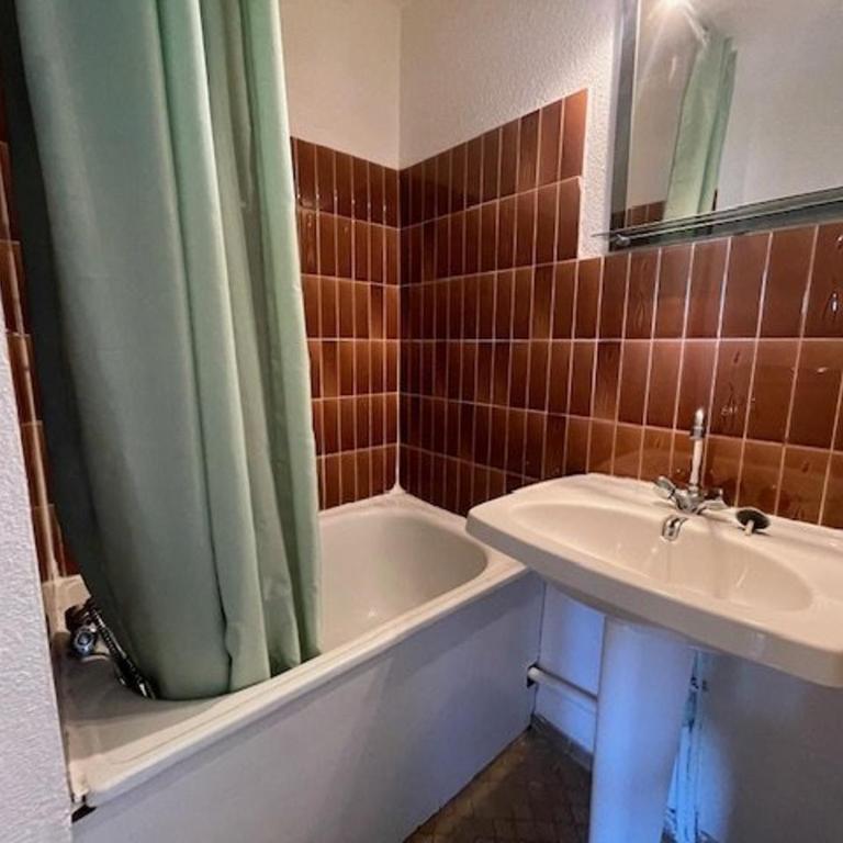 Studio cabine près village naturiste - 4 pers. - FR-1-880-11 - Studio - 5