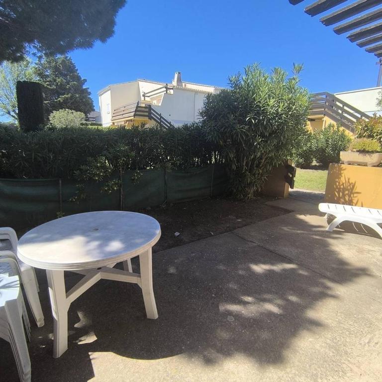 Charmant appartement avec parking - 4 pers. - FR-1-880-10 - Appartement - 3