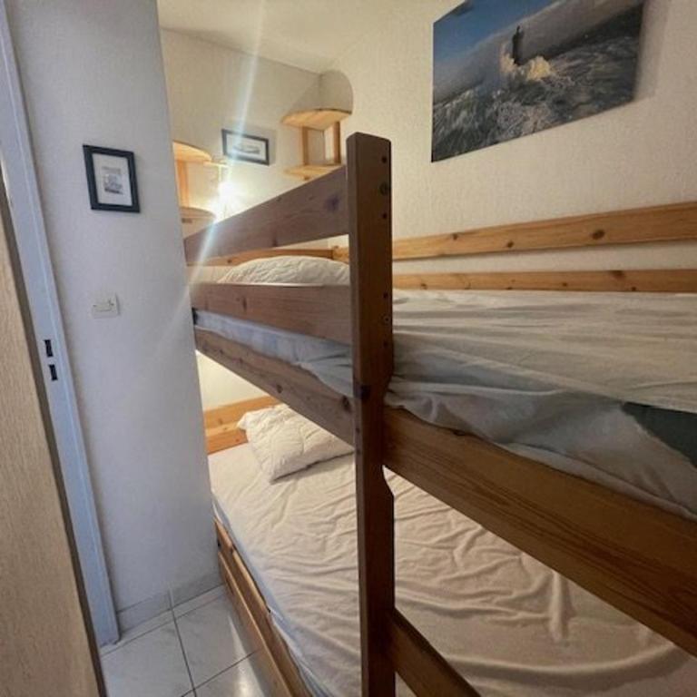 Appartement avec clim, parking - 4 pers. - FR-1-880-34 - Apartment - 8