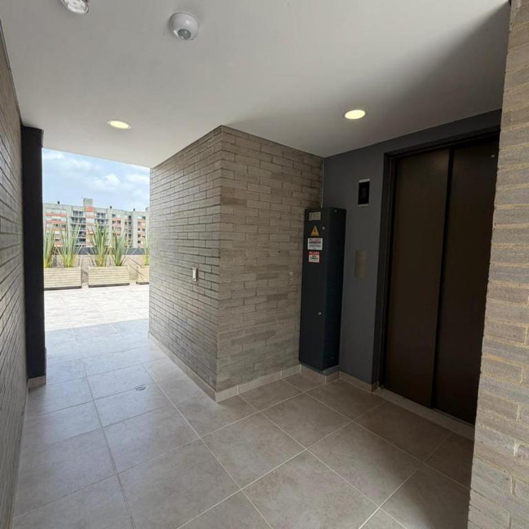 Loft con Jacuzzi 102 privado cerca Aeropuerto Wifi - Apartamento de 1 dormitorio - 4