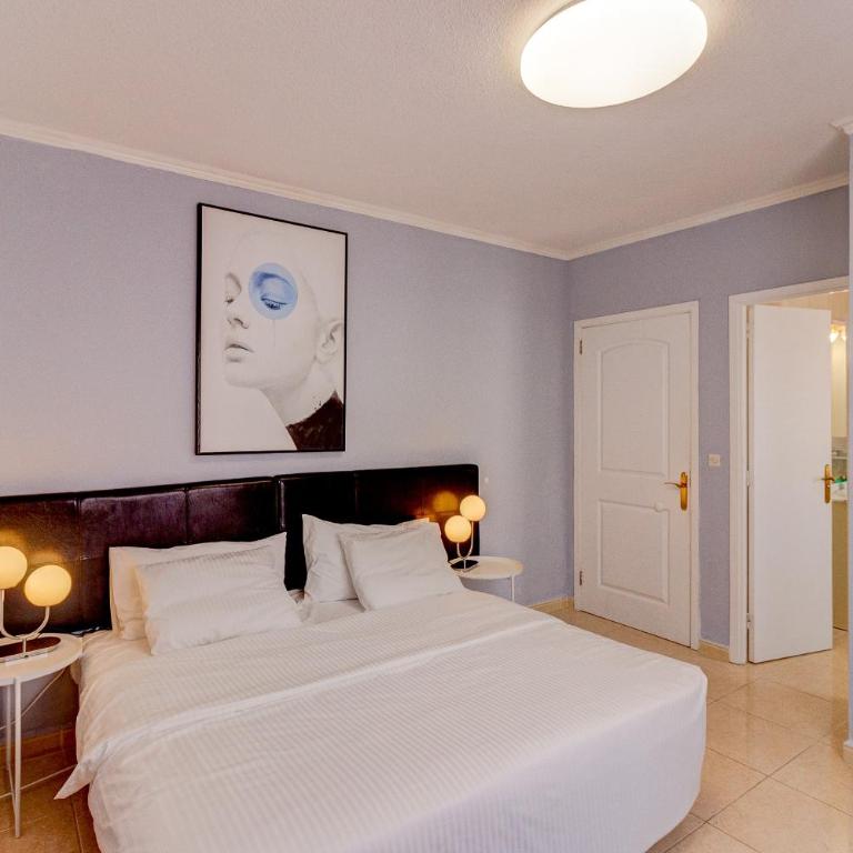3-bedroom Bella Villa with own pool - Villa con vistas al mar - 27