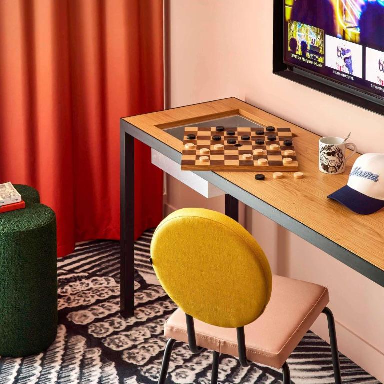 Mama Shelter Dijon - Chambre Double Moyenne Mama - 3