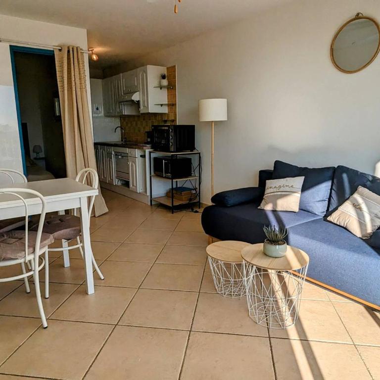 Appartement T2, parking - 4 pers., vue mer - FR-1-880-63 - Apartment - 6