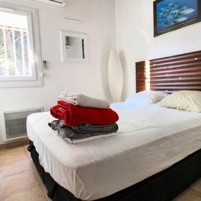Maison clim au calme, parking - 5 pers. - FR-1-880-73 - Ferienhaus - 7