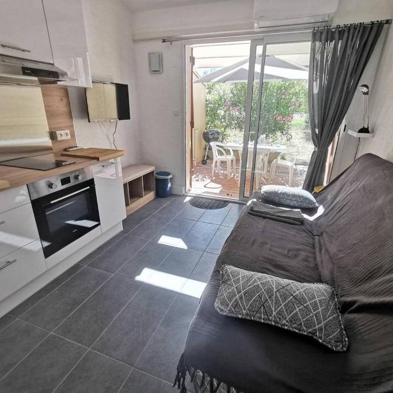 Appartement climatisé proche plage - 4 pers. - FR-1-880-71 - Appartement - 3