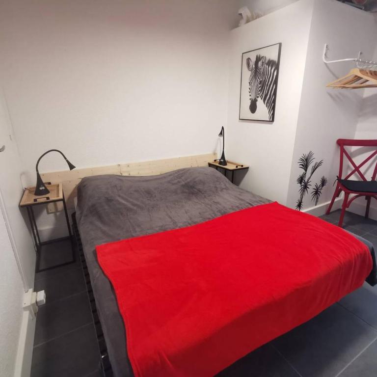 Appartement climatisé proche plage - 4 pers. - FR-1-880-71 - Appartement - 7