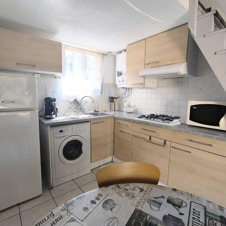 Villa 3 pièces avec parking - 7 pers. - FR-1-880-80 - Maison de Vacances - 3