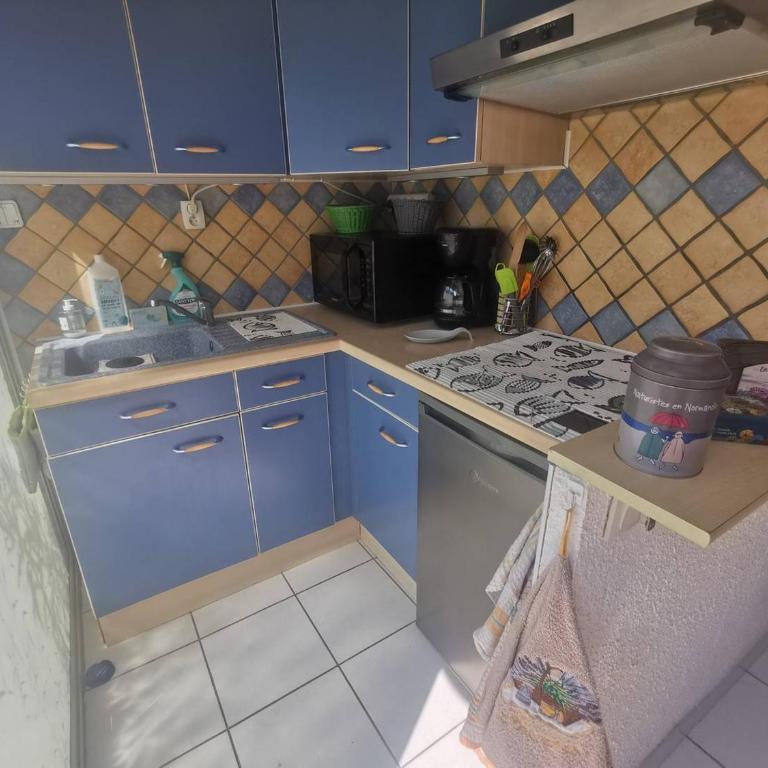 Appartement avec accès piscine - 4 pers. - FR-1-880-81 - Appartement - 4