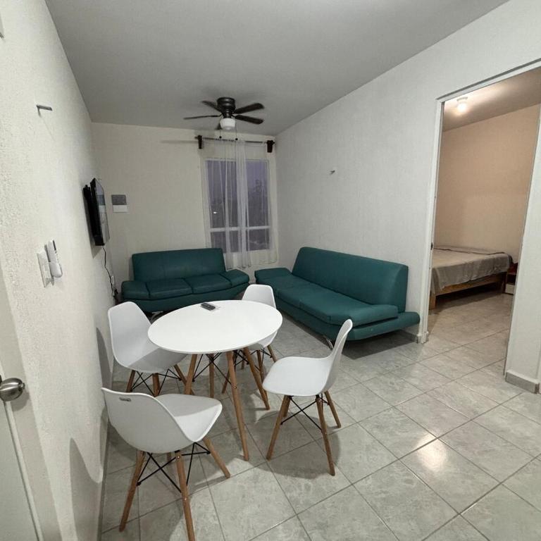 Beautiful Apartment with Pool View - Two-Bedroom Apartment - 2
