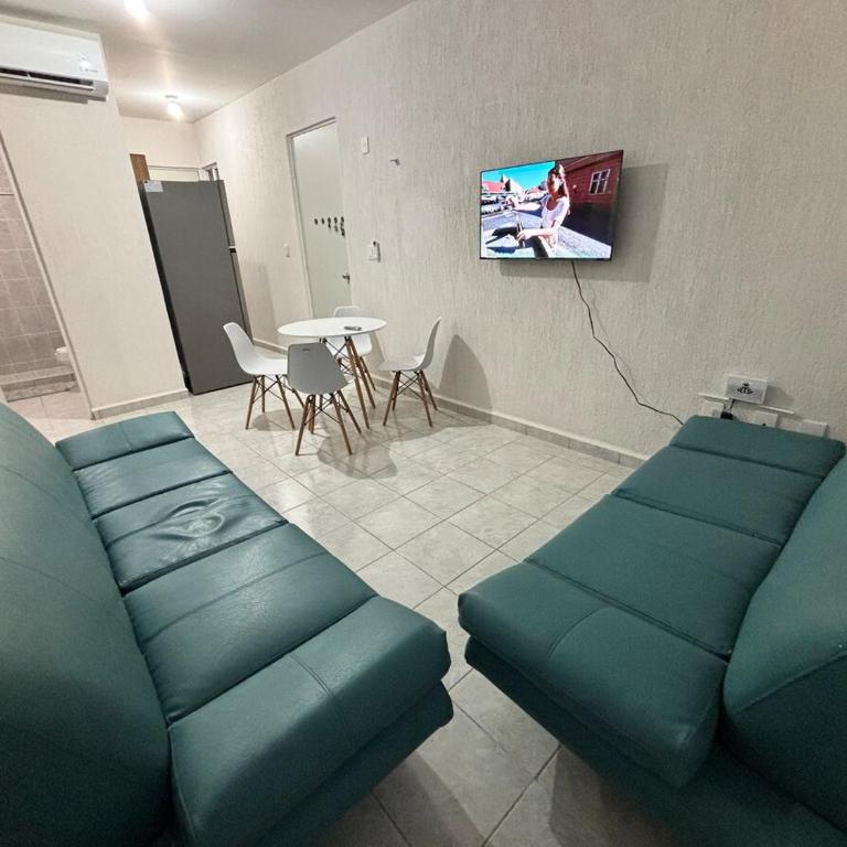 Beautiful Apartment with Pool View - Two-Bedroom Apartment - 57