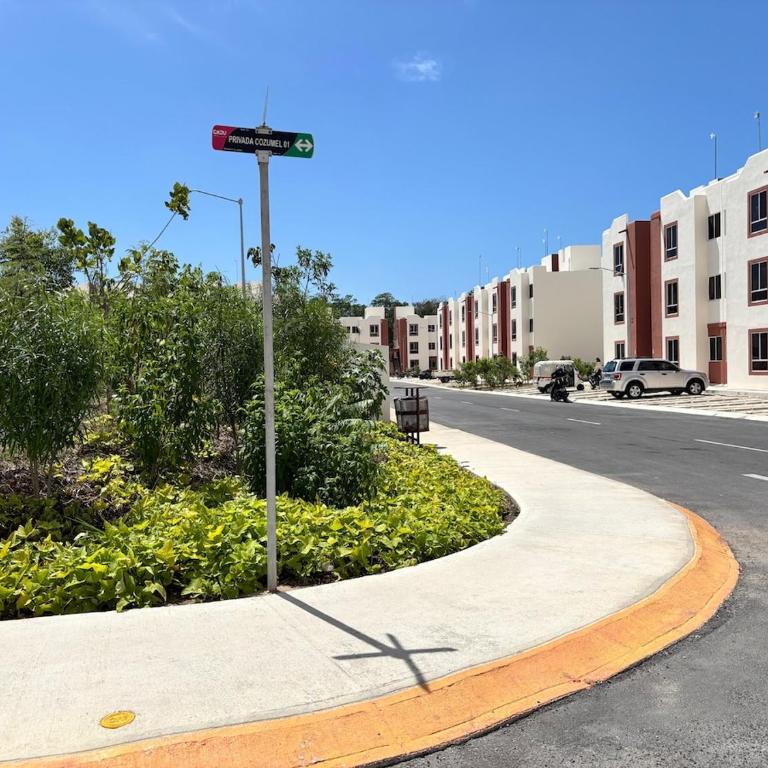 Beautiful Apartment with Pool View - Two-Bedroom Apartment - 85