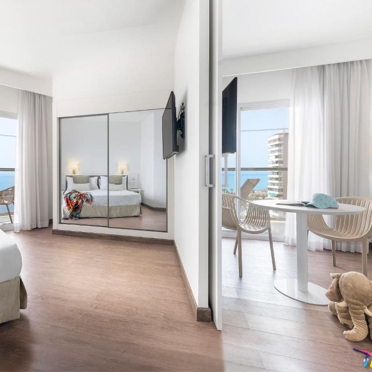 SOL by Meliá Príncipe - Suite Junior Sol con vistas frontales al mar - 4