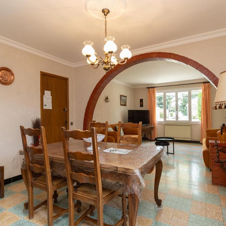 Lou Cigalon Mas provençal avec piscine - Maison de Vacances - 24