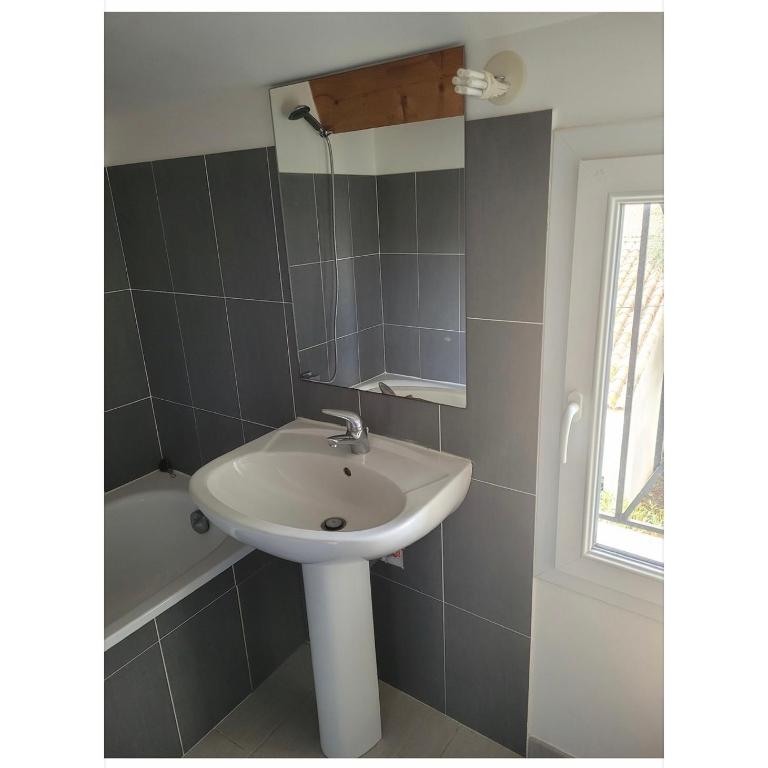 Grand appartement lumineux proche remparts - Superior Apartment mit 2 Schlafzimmern - 12