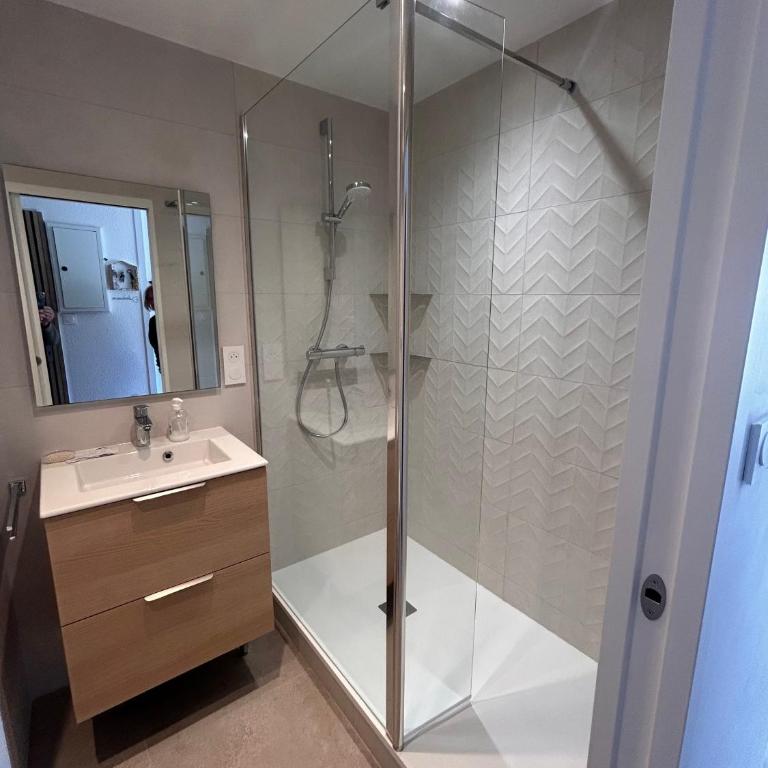 Appartement Ty Soleil - Proche mer - Superior One-Bedroom Apartment with Balcony - 7