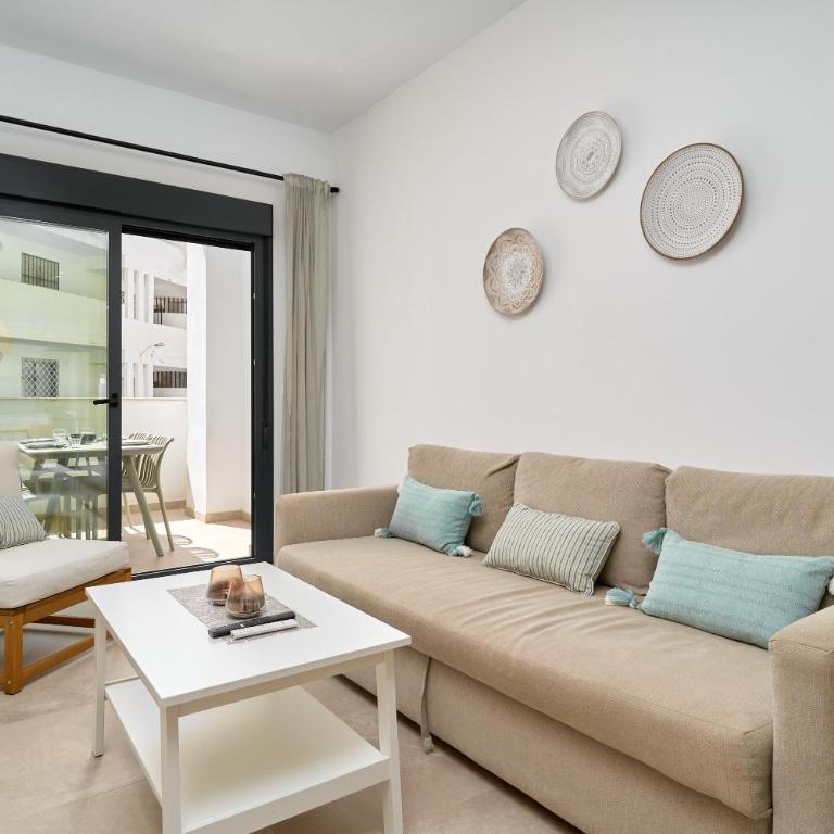 Apartment Building Copenhagen,Nerja - Apartamento Deluxe de 2 dormitorios con balcón - 3