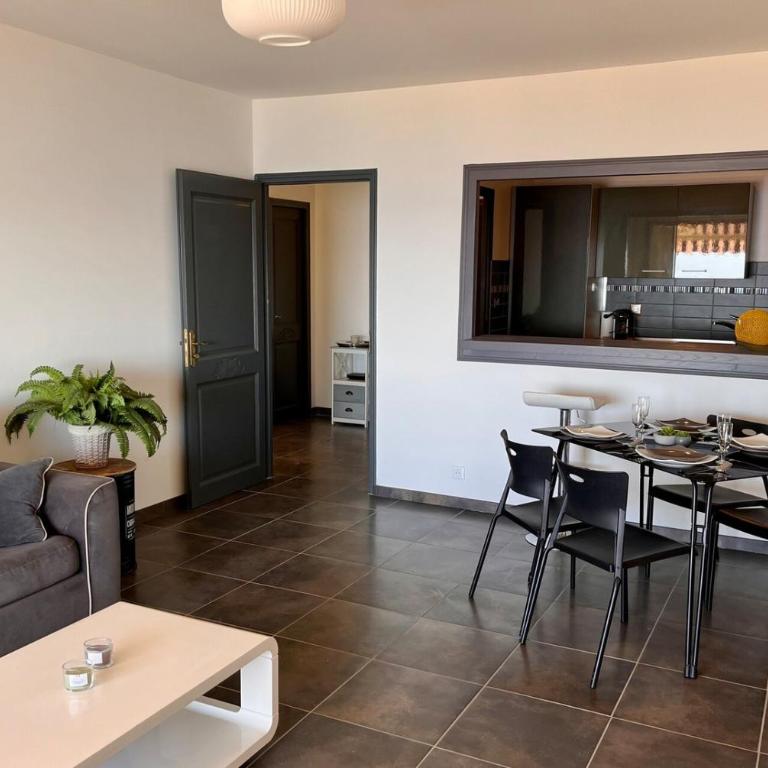 Dany - Apartment with large balcony and sea view - Appartement - 7