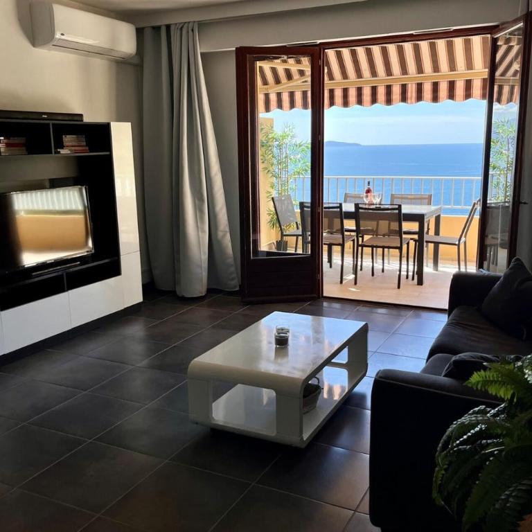 Dany - Apartment with large balcony and sea view - Appartement - 9