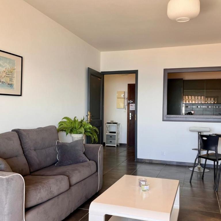 Dany - Apartment with large balcony and sea view - Appartement - 23