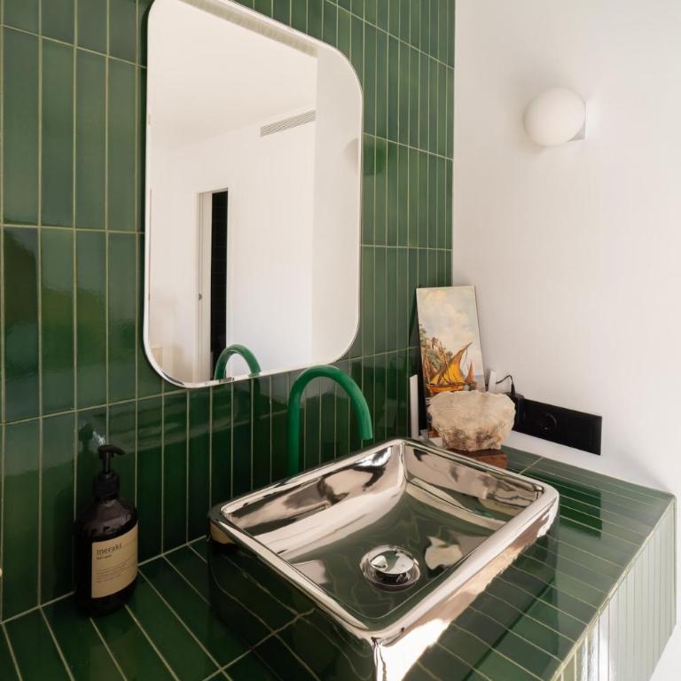 Casa Doora, Iconic Mid-Century Villa with Pool, Walk to Beach, Puerto Banús - Apartment - 31