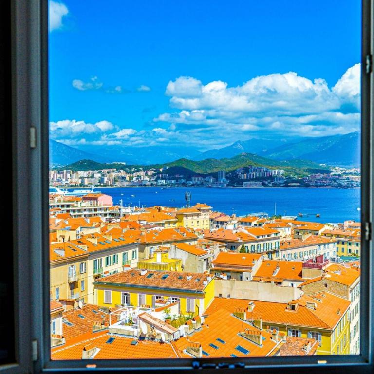 Eugénie - Gorgeous sea view AC WiFi - by TGB - Appartement 2 Chambres - 35