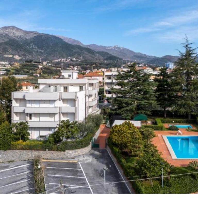 Rifugio del Mare con piscina e palestra - Two-Bedroom Apartment with Pool View - 13