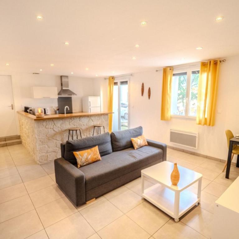 Lisa - Spacious Terrace Ground floor - by Tgb - Apartment - 1