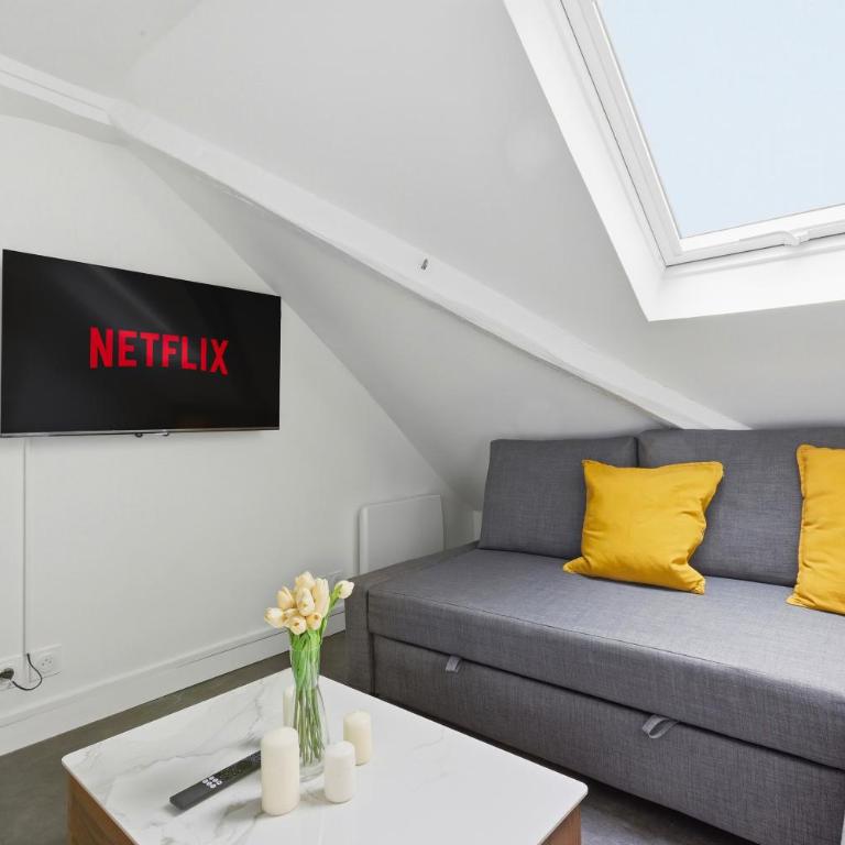 Paris Mezzanine Studio with Netflix - Le Marais - Studio - 1