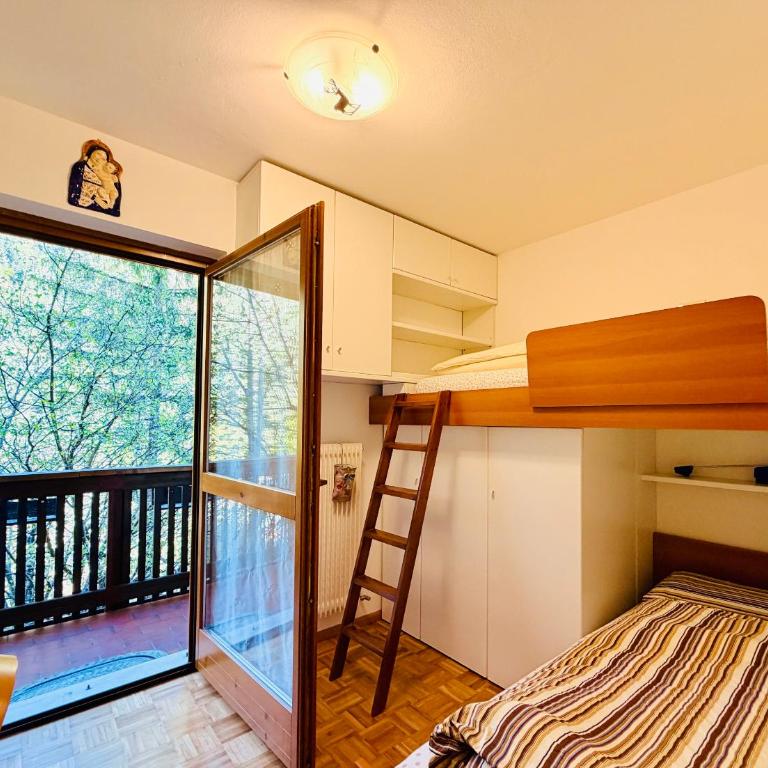 Dolomites Soundscape - Birds River Snow Ski Bus Bike Hike - Appartamento con 2 Camere da Letto - 4