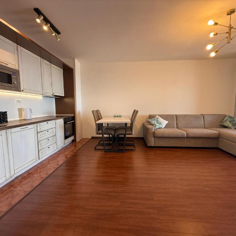 Gold Apartment Petrovac - Apartman sa 2 Spavaće Sobe i Pogledom na More - 19