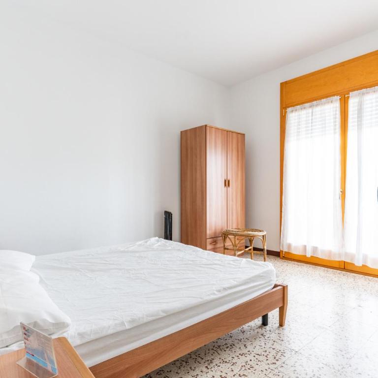 Villa Nella - Appartamento con 2 Camere da Letto e Balcone - 9