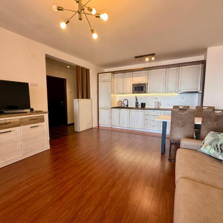 Gold Apartment Petrovac - Apartman sa 2 Spavaće Sobe i Pogledom na More - 20
