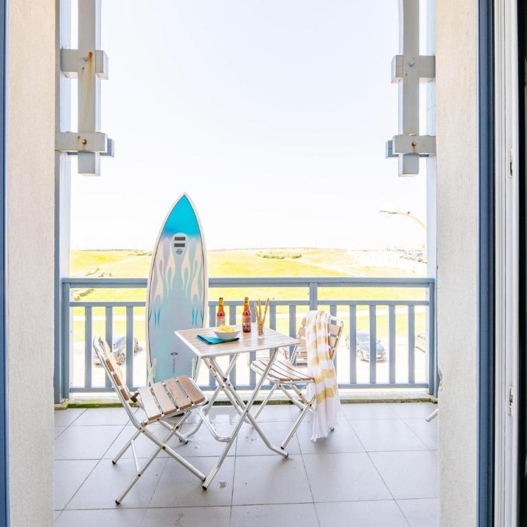 Oceanside Stay with Pool - Cabane - 17