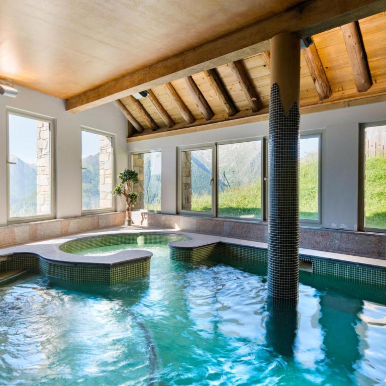 Spacious Mountain Apartment for 8 - Two-Bedroom Apartment - 5