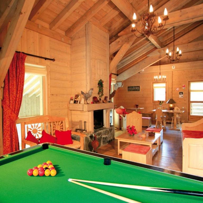 Stunning Mountain Chalet with Heated Pool - Chalet de 2 dormitorios - 2