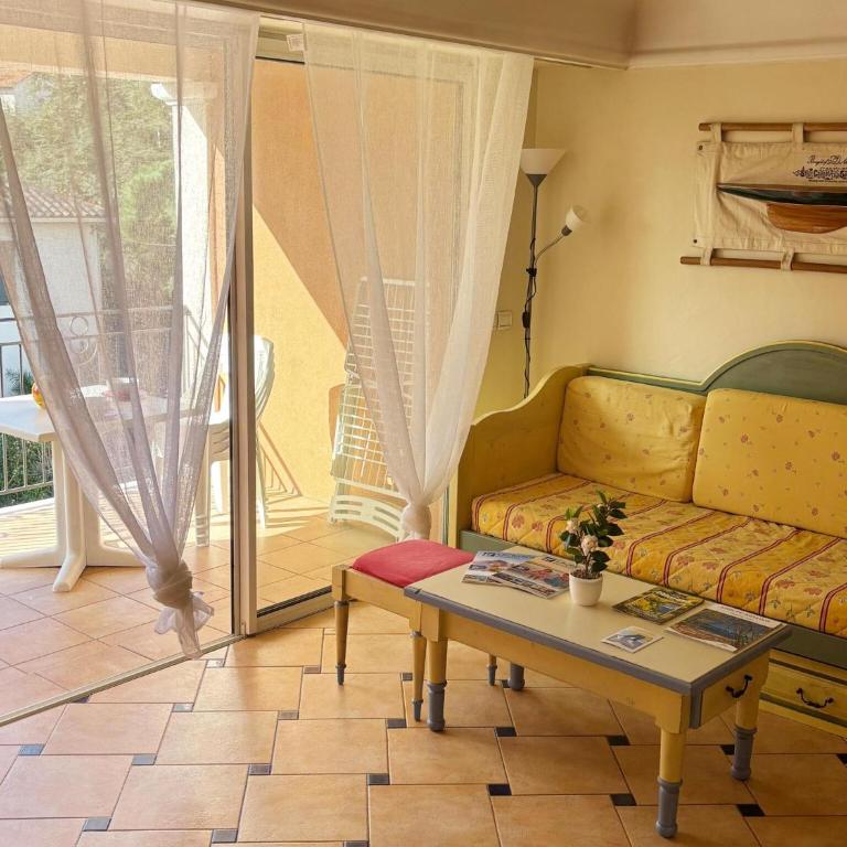 Apartment in Sainte-Maxime - Apartamento de 1 dormitorio - 9
