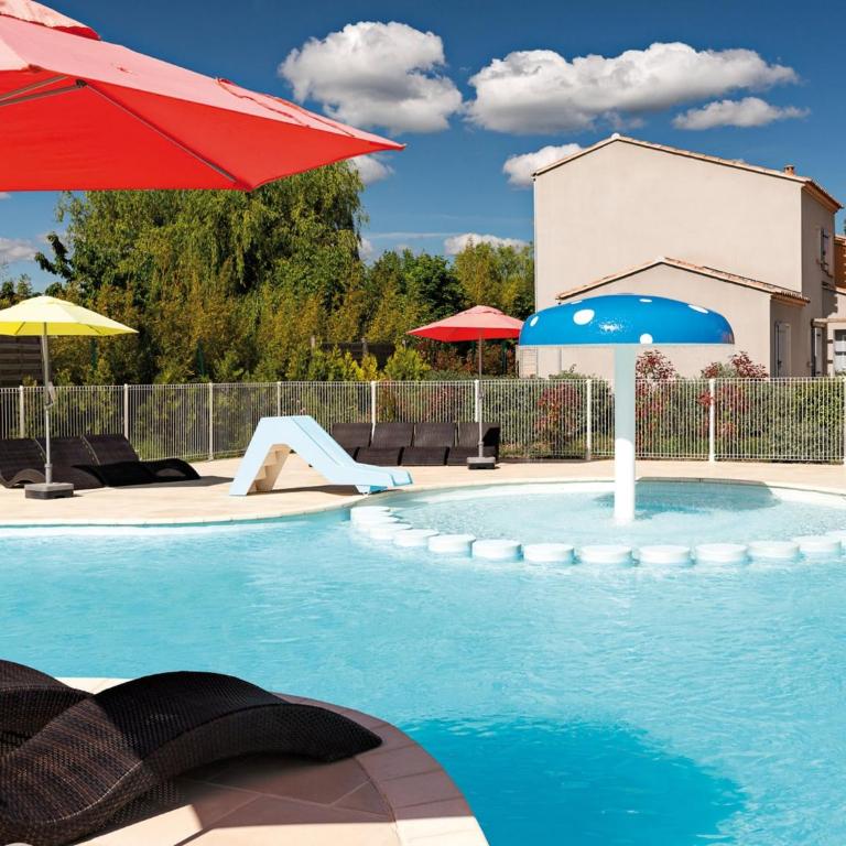 Luberon Provençal Cottage for 6 - Maison de Vacances 2 Chambres - 2