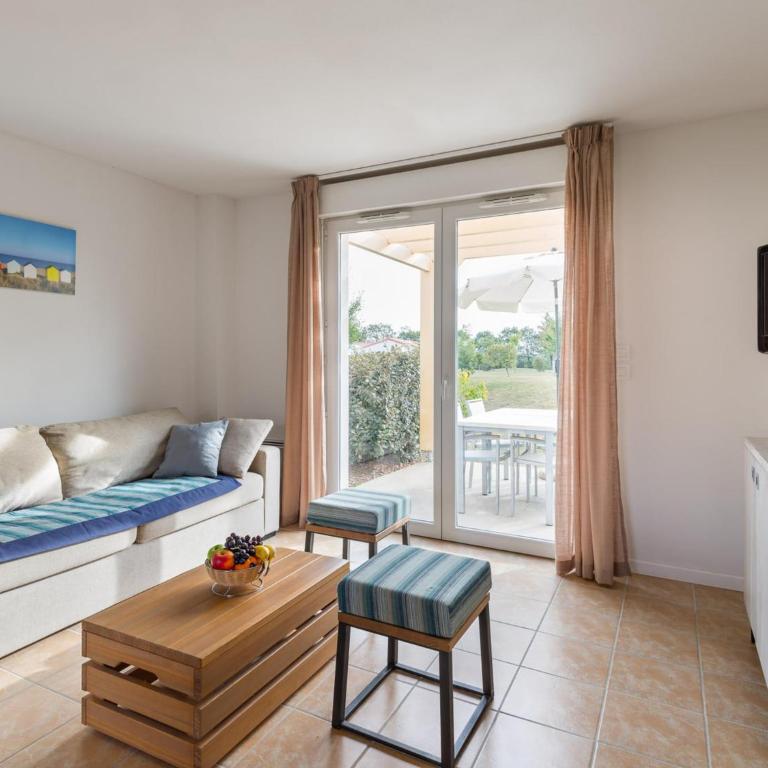 Village stay in the Vendée - One-Bedroom Apartment - 12