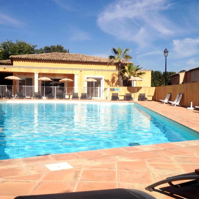 Golf Retreat in Mazamet with Pool - Maison de Vacances 2 Chambres - 9